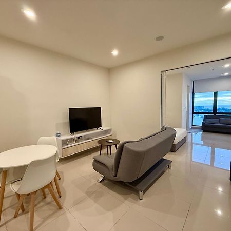 The Shore Executive Suites By Ys Luxury Kota Kinabalu Buitenkant foto