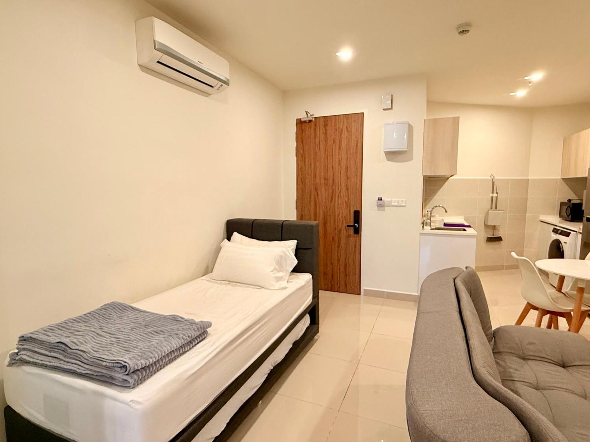 The Shore Executive Suites By Ys Luxury Kota Kinabalu Buitenkant foto